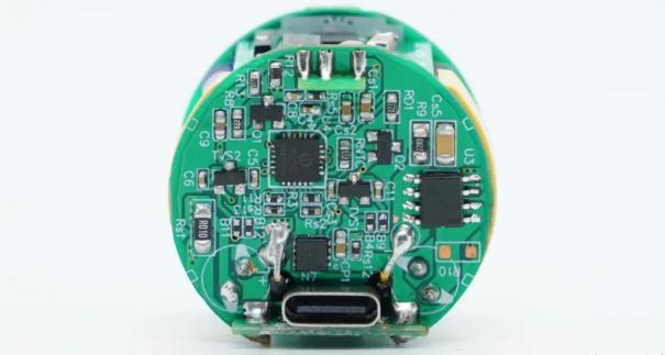 pd 20W³äµçÆ÷·½°¸¡°¿ì³ä1ÒÚ¡±